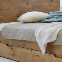 Łóżko drewniane Sumatra z szufladami 002