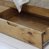 Łóżko drewniane Sumatra z szufladami 004